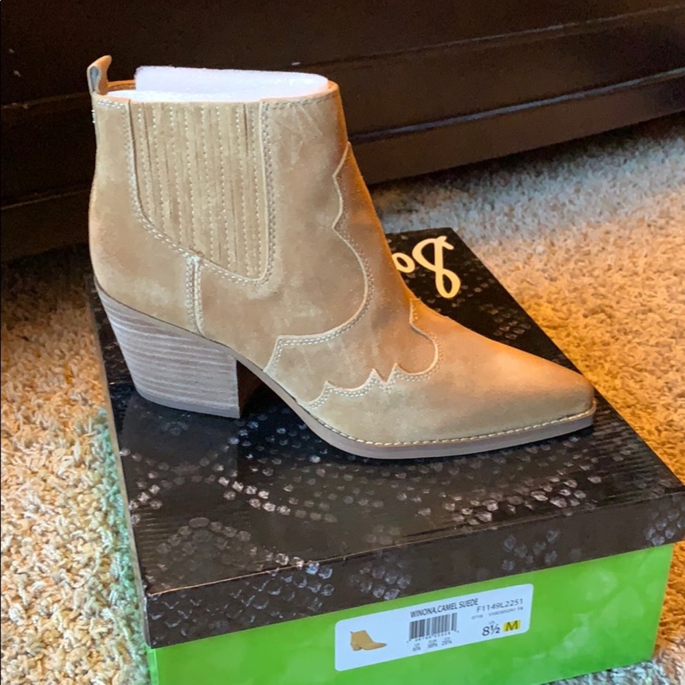 Sam Edelman Winona Carmel Suede, BRAND NEW